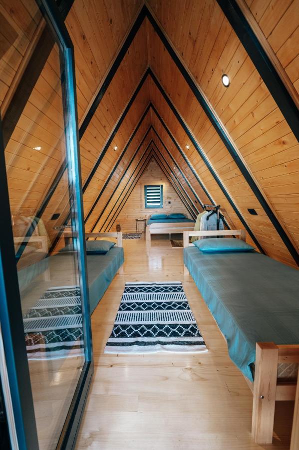 Lake House Beliz 리브노 외부 사진